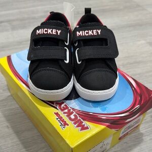 Brand new‼️ Boys casual Mickey Mouse sneaker